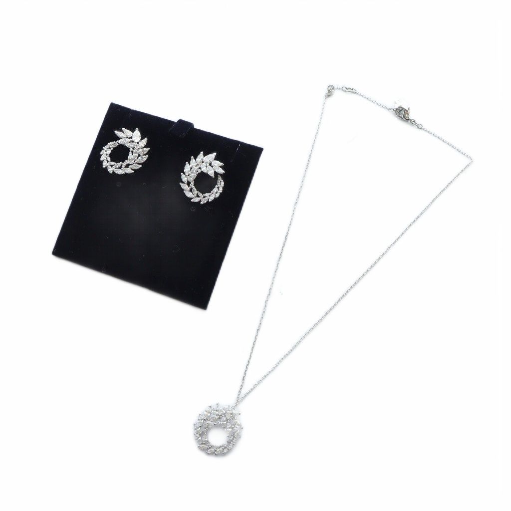 スワロフスキー ピアス ネックレス スワロフスキー SWAROVSKI 販売済み ネックレス ピアス セット