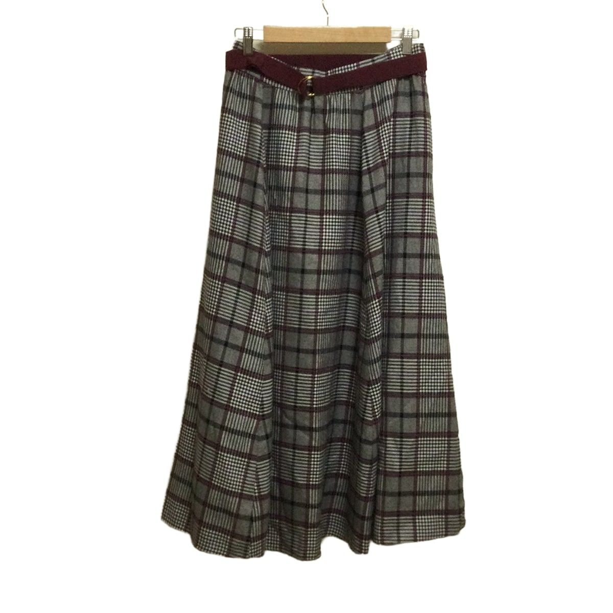 専用！！！ローズティアラ♡Rose Tiaraステキなスカート42★ Rose Tiara(ローズティアラ) ロングスカート サイズ42 L レディース