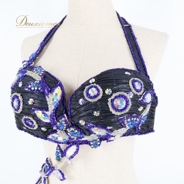 ベリーダンス オリエンタル 衣装 上下セット グリーン系 光沢 ラインストーン ビーズ ストレッチ 伸縮 感 スリット 華やか 装飾 豪華 煌びやか ストーン ダンス衣装 アーム 腕飾り トップス スカート ステージ 舞台 ゴージャス パープル系 ブルー系