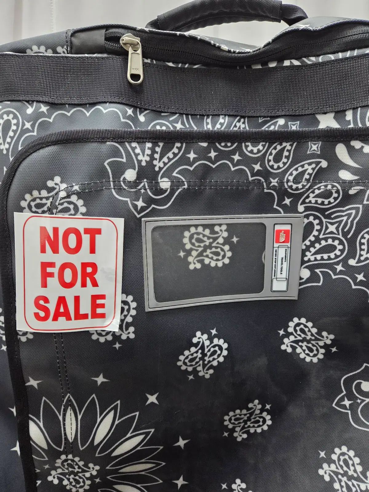 シュプリーム X ザノースフェイス ベイズリー ロールリングバッグ キャリアー