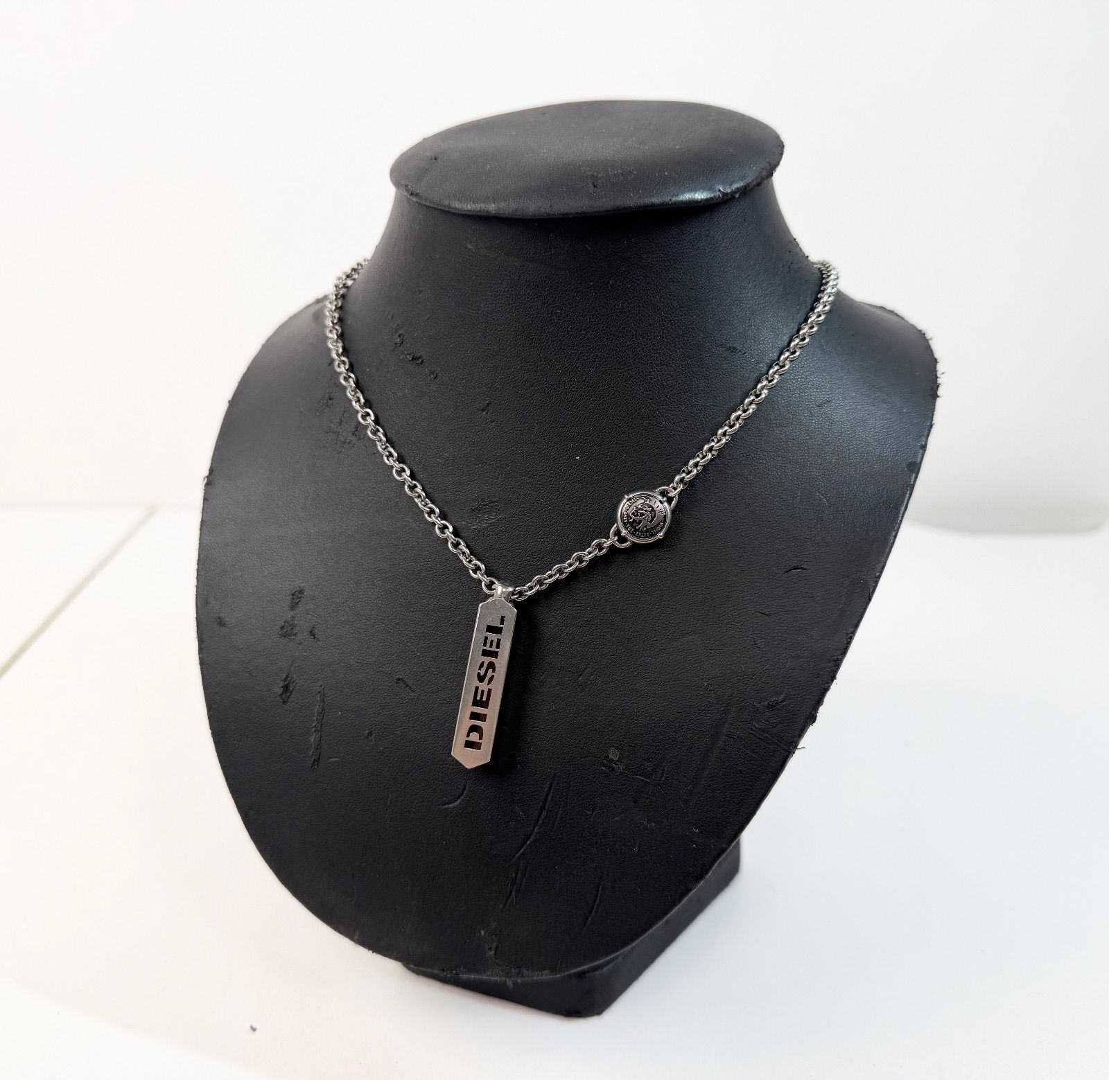 中古品】DIESEL ロゴ プレート ネックレス ディーゼル シルバー