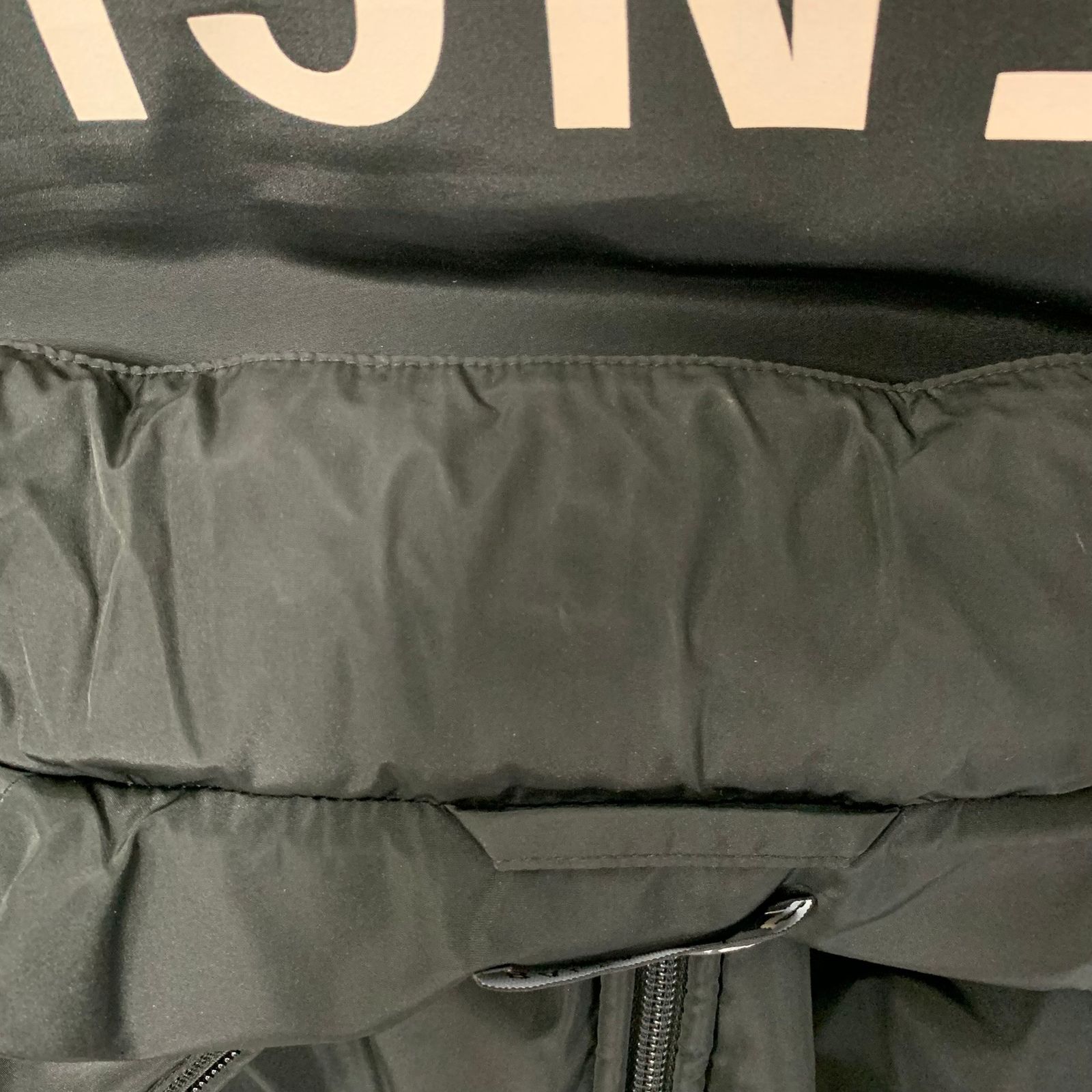 バレンシアガ BALENCIAGA 18AW PADDER WINDBREAKER バックロゴ 