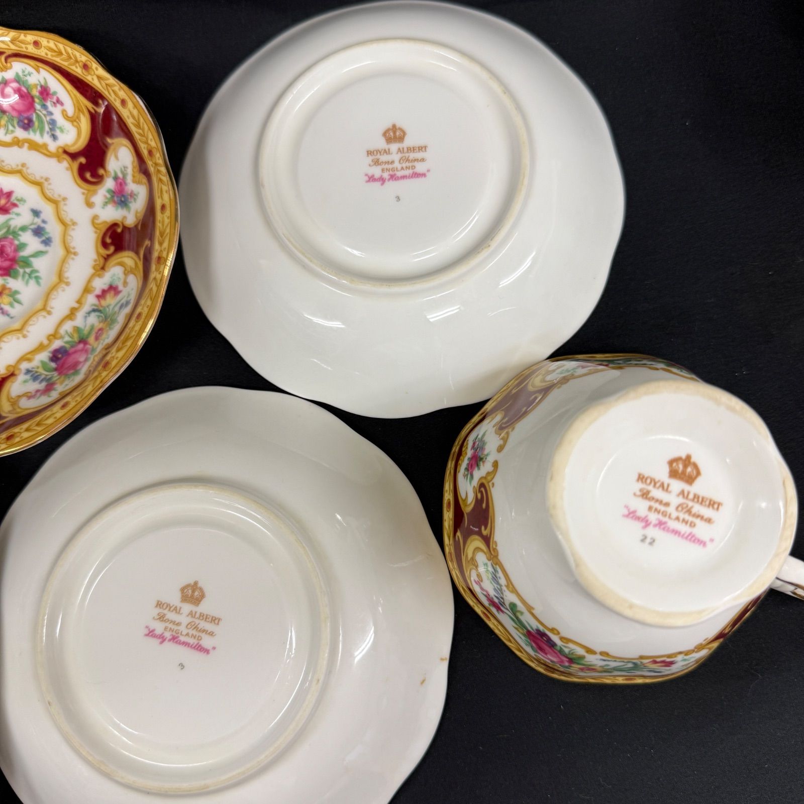 英国ロイヤル・アルバート レディハミルトンシリーズ 花柄カップ