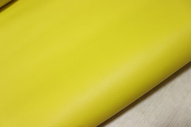 イエロー 230 ds クロム革 牛革 国産 レザー シボ型押し はぎれ 一枚革 レザークラフト 革 皮 本革 diy 生地 材料