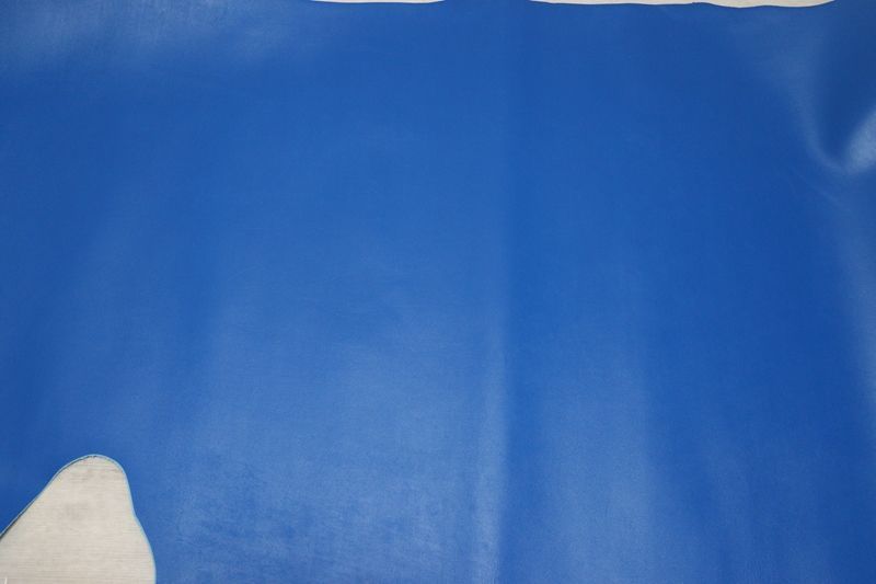 マリンブルー 220 ds クロム革 牛革 国産 レザー スムース はぎれ 一枚革 レザークラフト 革 皮 本革 diy 生地 材料