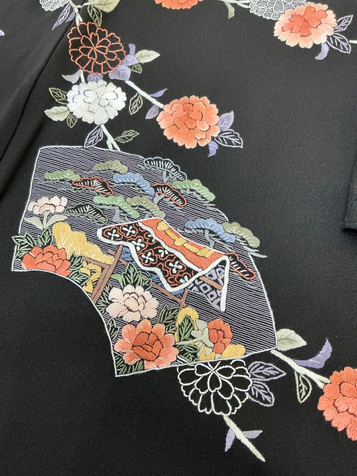 kimono+one◇kimonoarisa◇未使用同然◇羽織◇蘇州刺繍◇正絹◇裄65丈