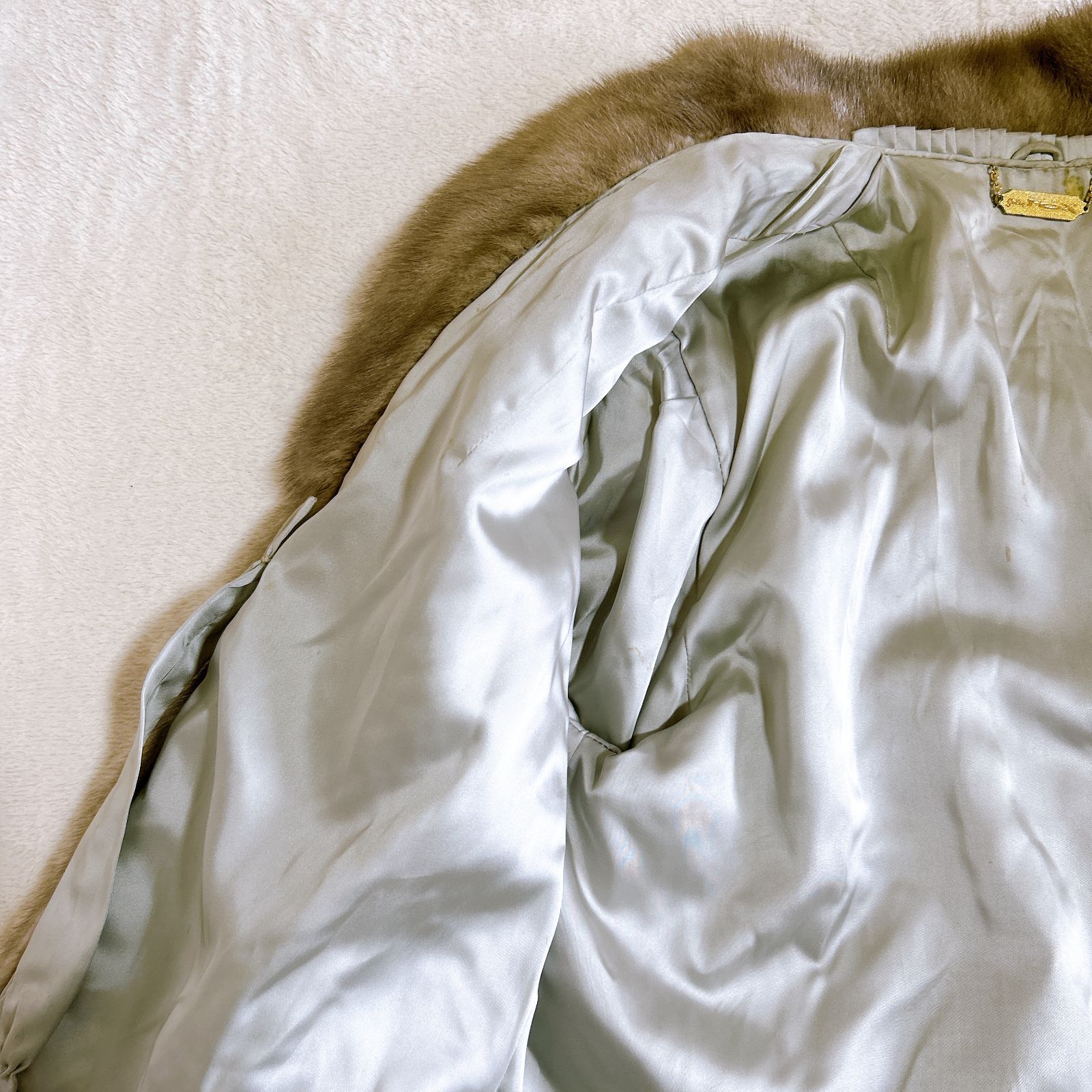 毛皮 コート ゴールデンフォックス 内側少しシミあり レディース サイズ不明 品 管理番号 毛皮 ファーコート ジャケット アウター