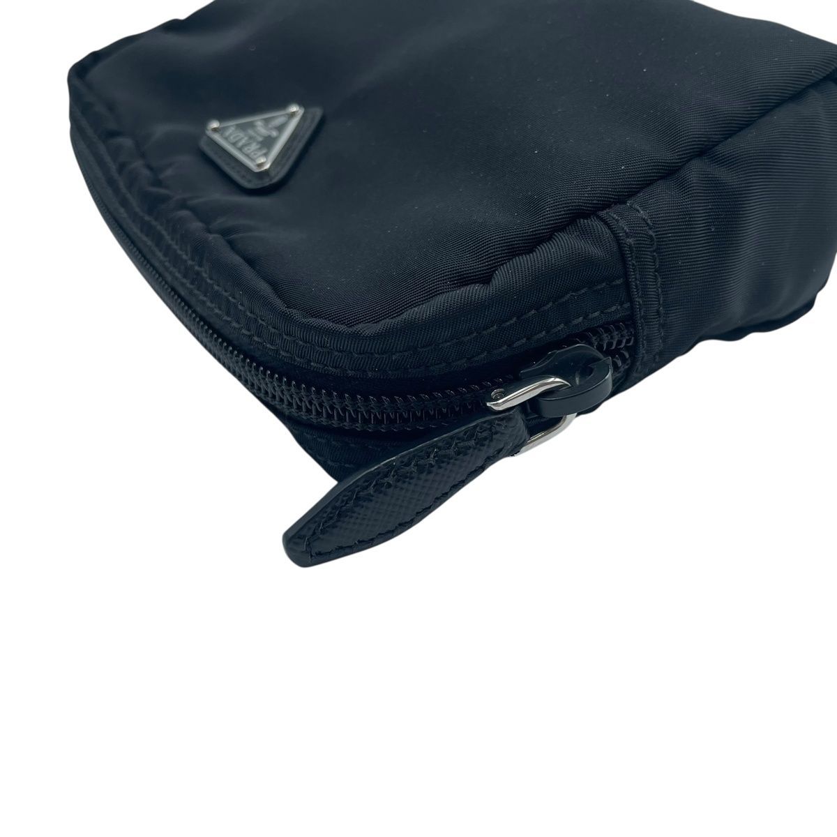 中古】 PRADA プラダ ナイロン ミニポーチ トライアングルロゴ