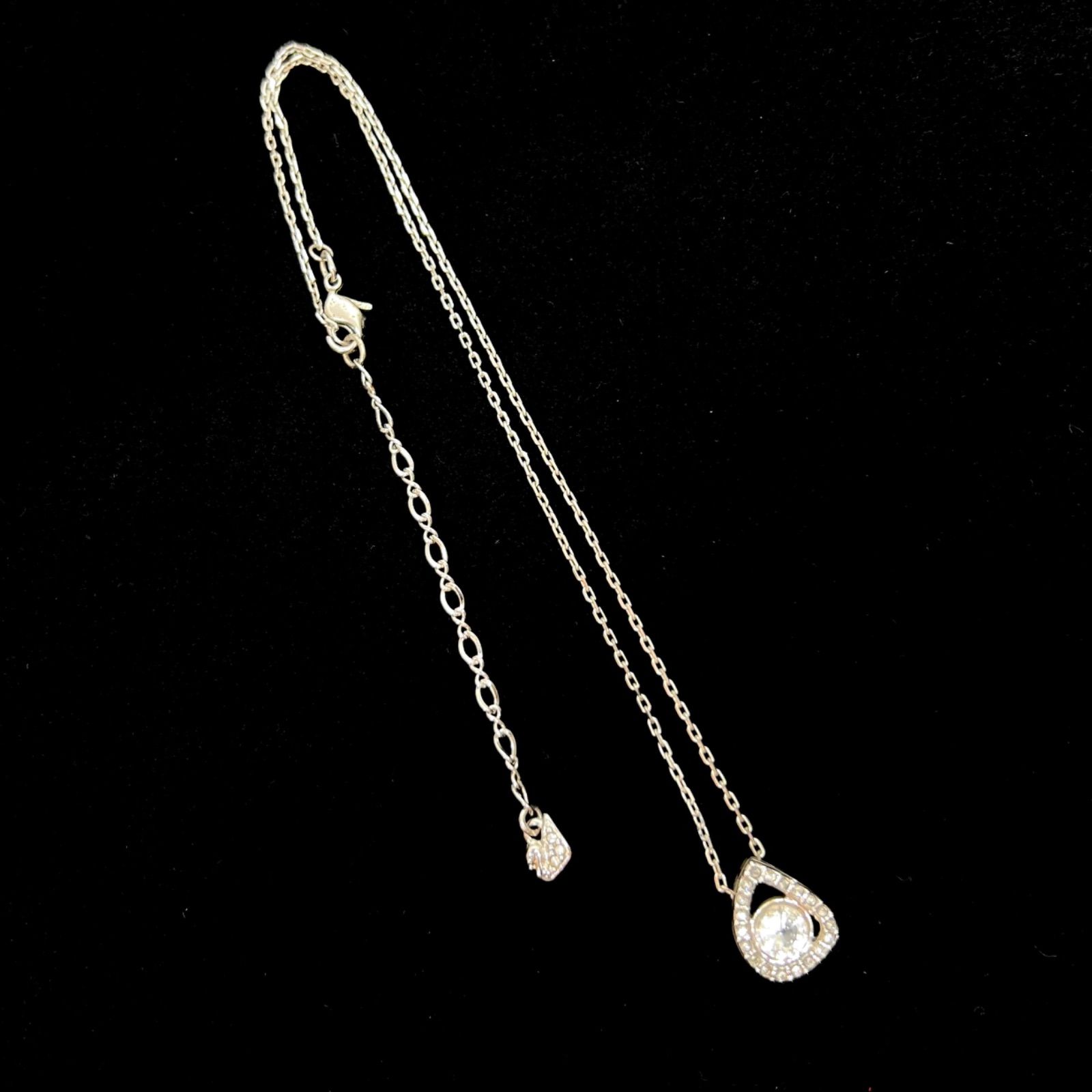 美品☆SWAROVSKI スワロフスキー ネックレス ティアドロップ