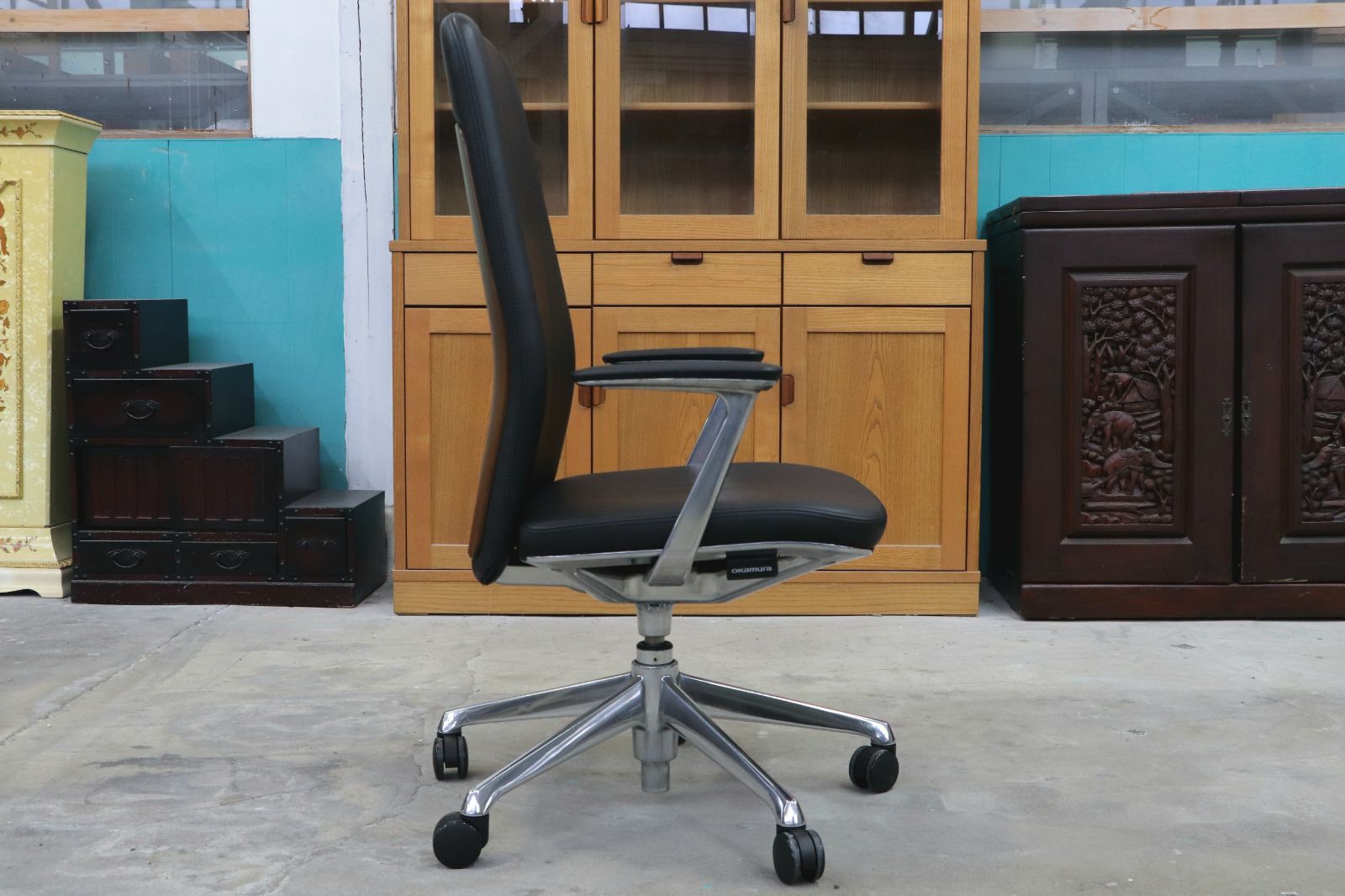 オカムラ CRAFTIE