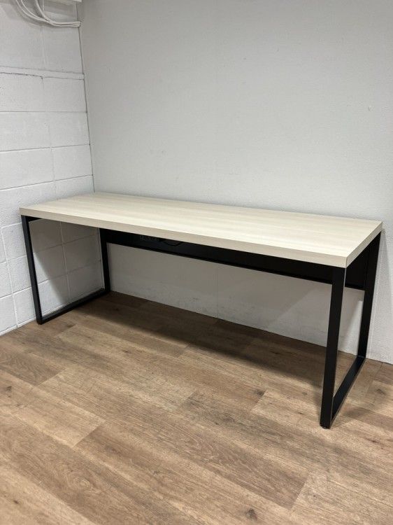 品 オカムラ アルトピアッツァシリーズ 1800ワークテーブル MB 2 NJL ナチュラル