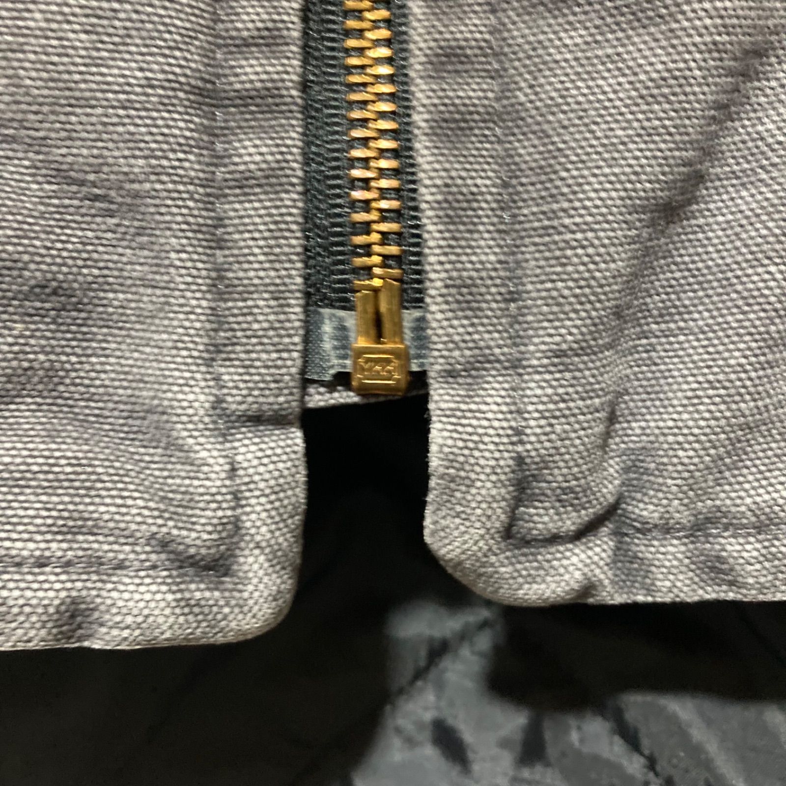 CARHARTT ダックベスト XL グレー カーハート DUCK VEST - メルカリ