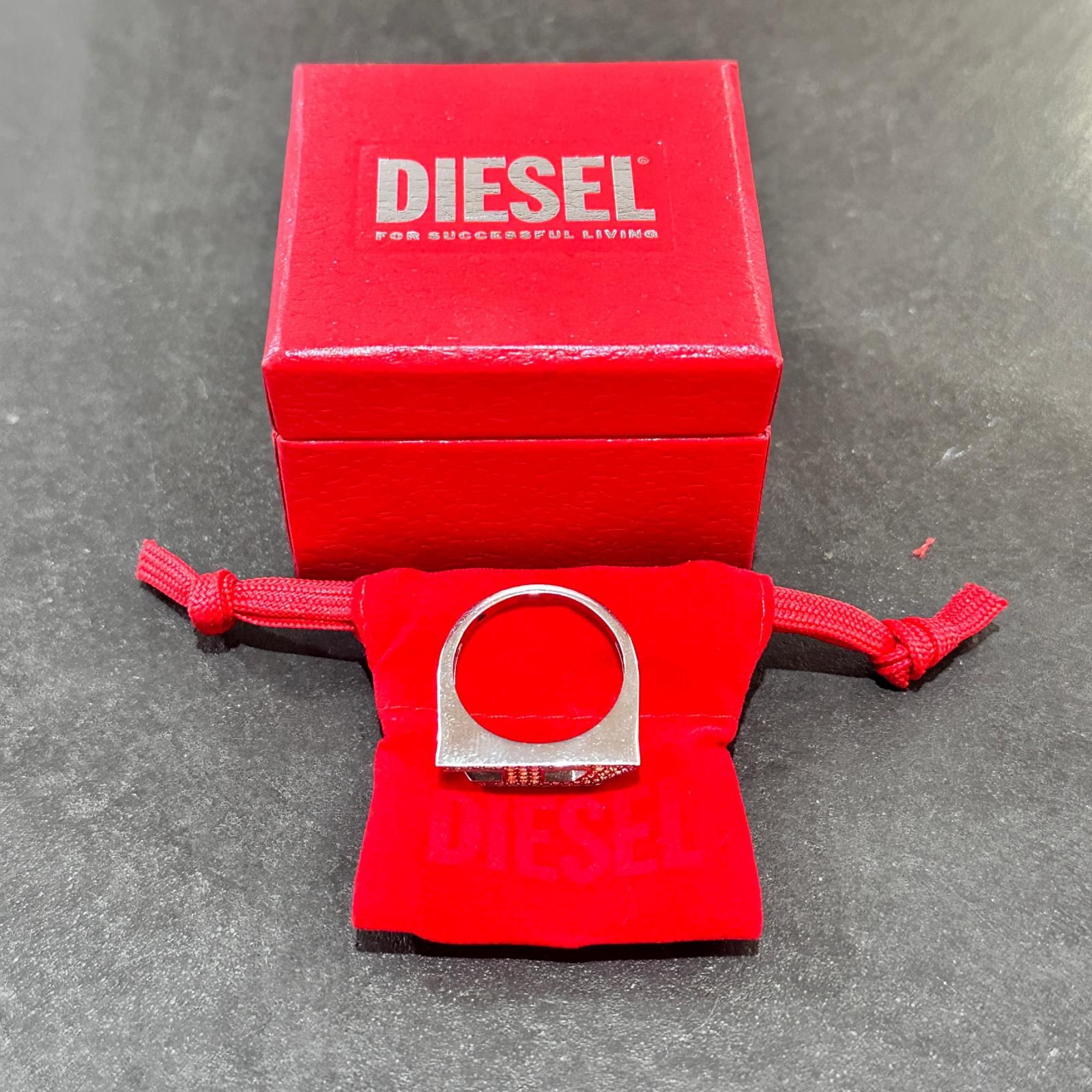 こうせー　DIESEL ディーゼル シグネット リング ロゴ リング 元箱 参考上代16500円 DIESEL ラインストーンリング Dロゴシグネットリング