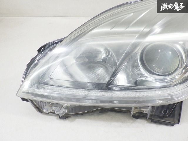 トヨタ プリウス 30 後期 HIDヘッドライト トヨタ プリウス30 後期HID 