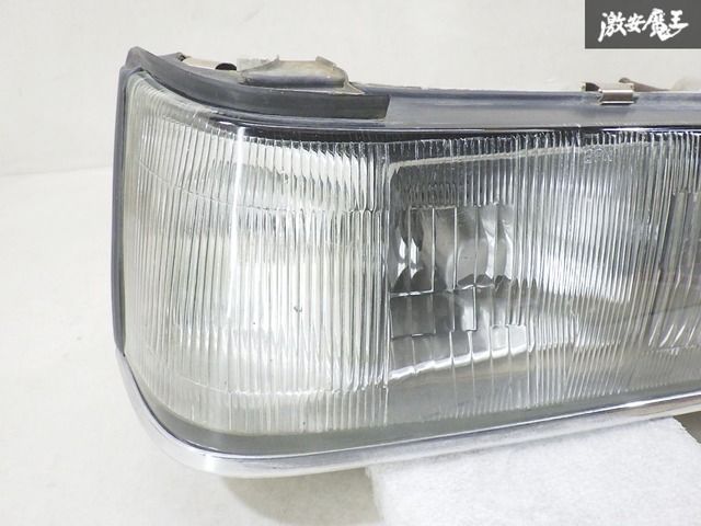 レンズ割れ無し】 日産 純正 DR30 スカイライン 前期 ハロゲン ヘッド