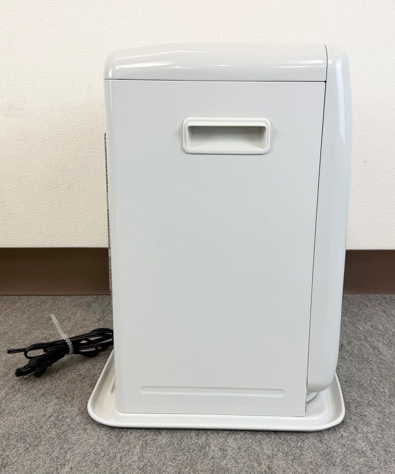 送料込❗️Joshin FH-G3219Y-W石油ファンヒーター コロナ 石油ファンヒーター CORONA 2019年製｜Yahoo FH-G3219Y(S