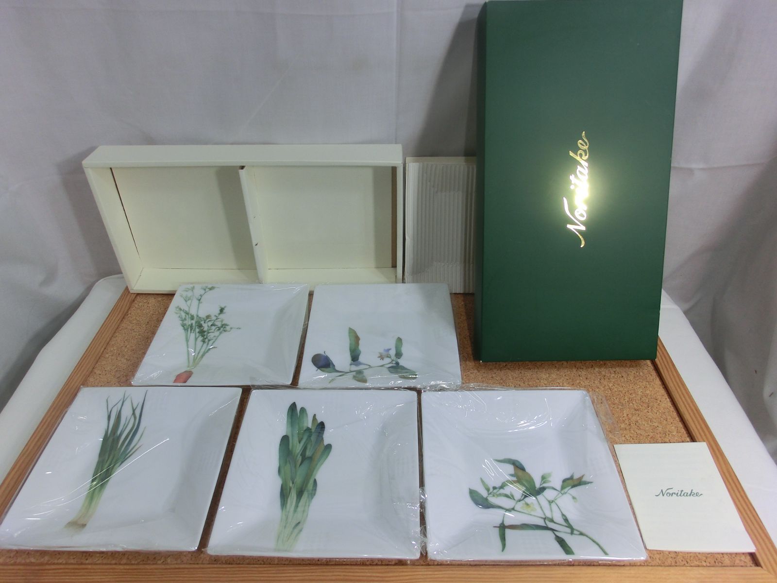 未使用 NORITAKE ノリタケ 京香旬彩 15cm スクエアプレート 5枚