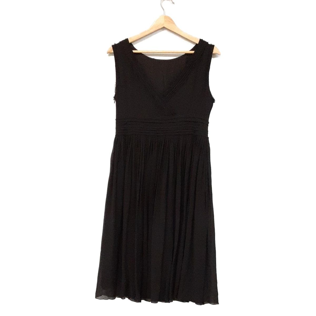 FOXEY フォクシー ワンピース サイズ38 M レディース 37822 黒 Vネック ノースリーブ ロング シルク