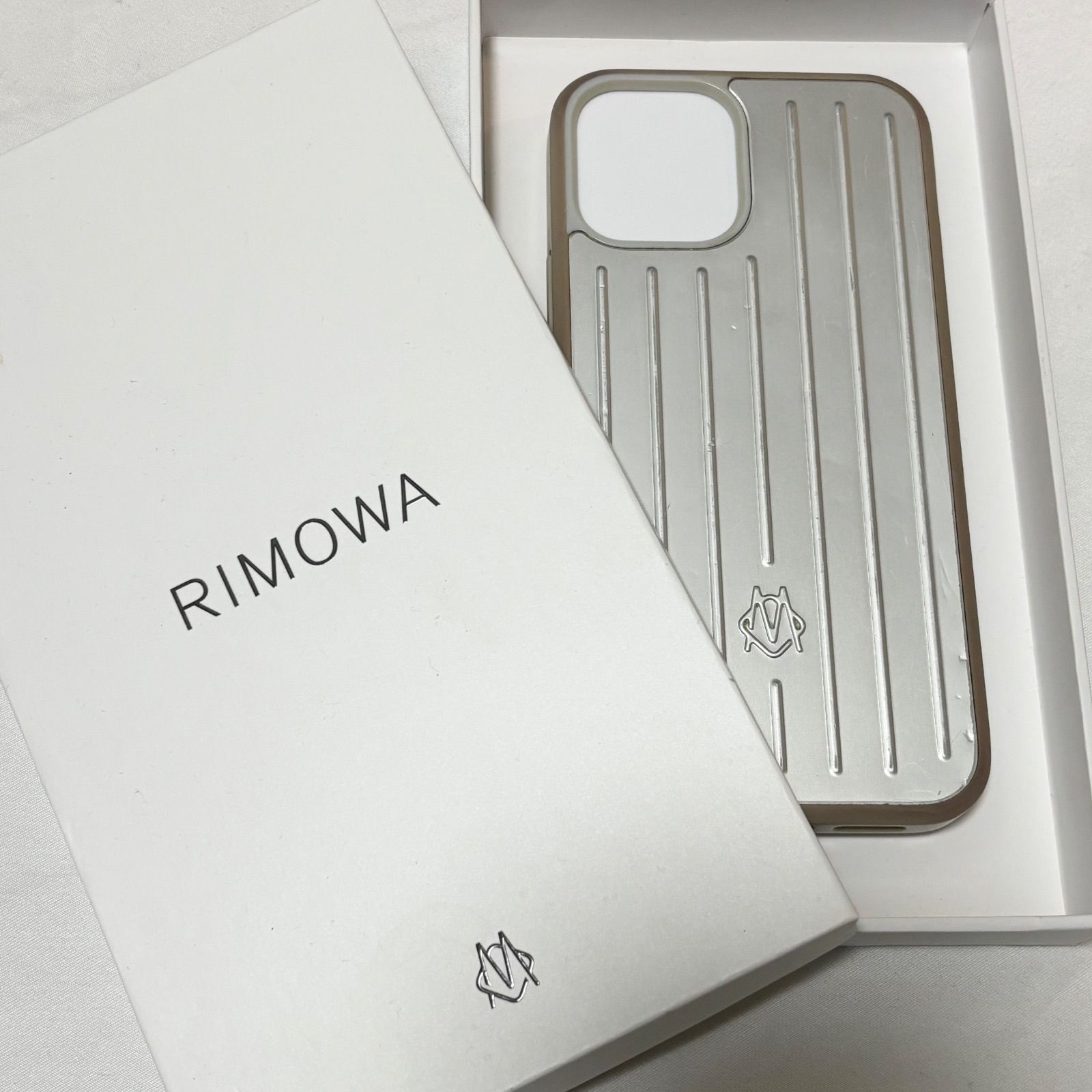 未使用 シルバー RIMOWA リモワ iPhone12promax ケース 新品 未使用 RIMOWA シルバー iPhone12proMax ケース - メルカリ