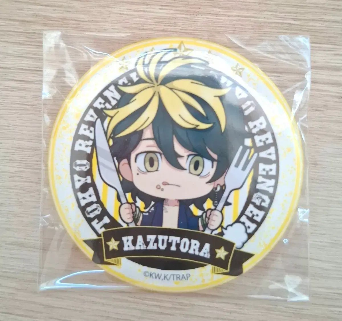 東京リベンジャーズ 羽宮 一虎 缶バッジ - メルカリ