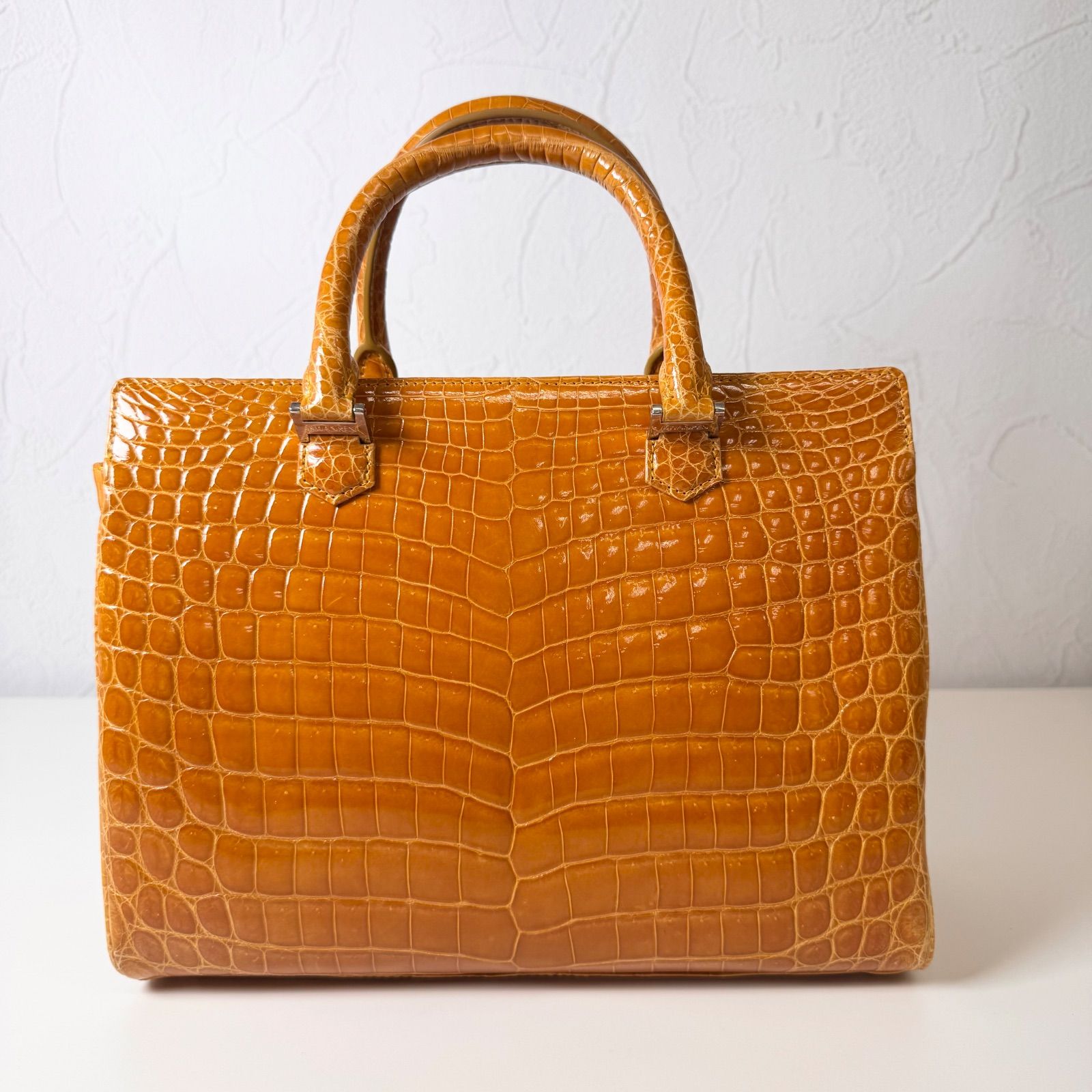 ✨上質✨ハンドバッグ　オレンジ　ワンハンドル　　ゴールド金具 ✨BCランク KWANPEN クワンペン クロコダイル ハンドバッグ バッグ