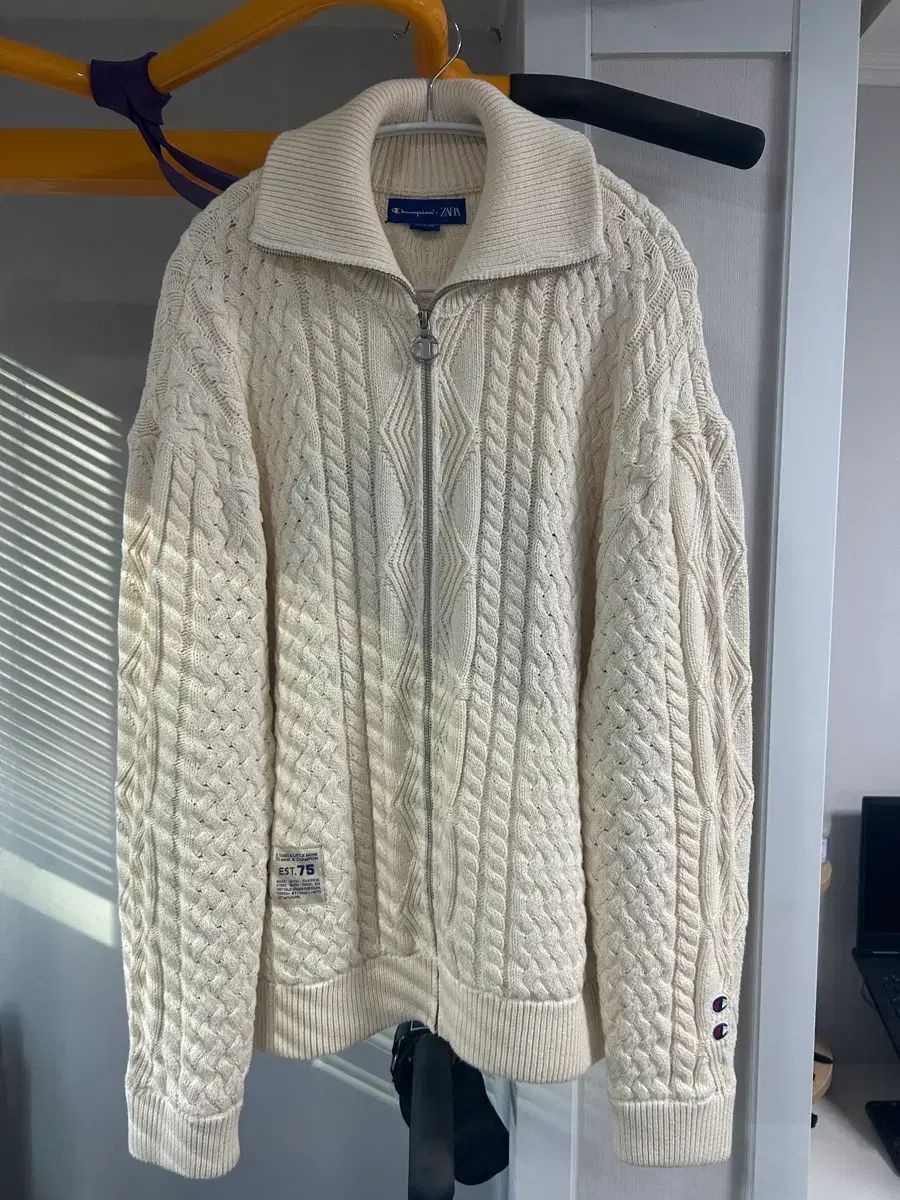 XL) ザラ チャンピオン ジャカード ケーブル ニット カーディガン