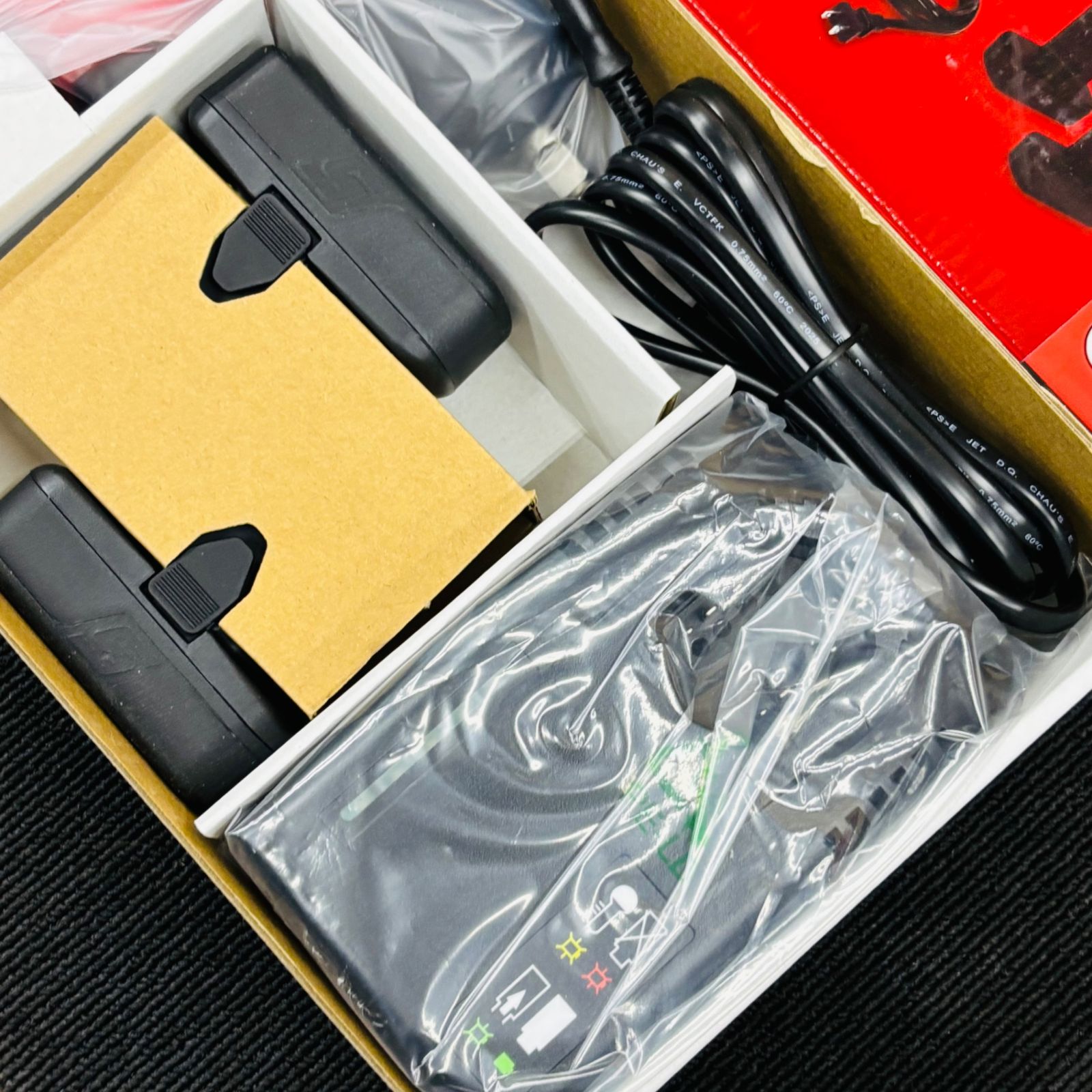  Snap on スナップオン 14 4 V 3 8 sq 9 5 mm コードレスインパクトレンチ CT 861 J 2 レッド 電動インパクトレンチ ドリル ドライバー レンチ