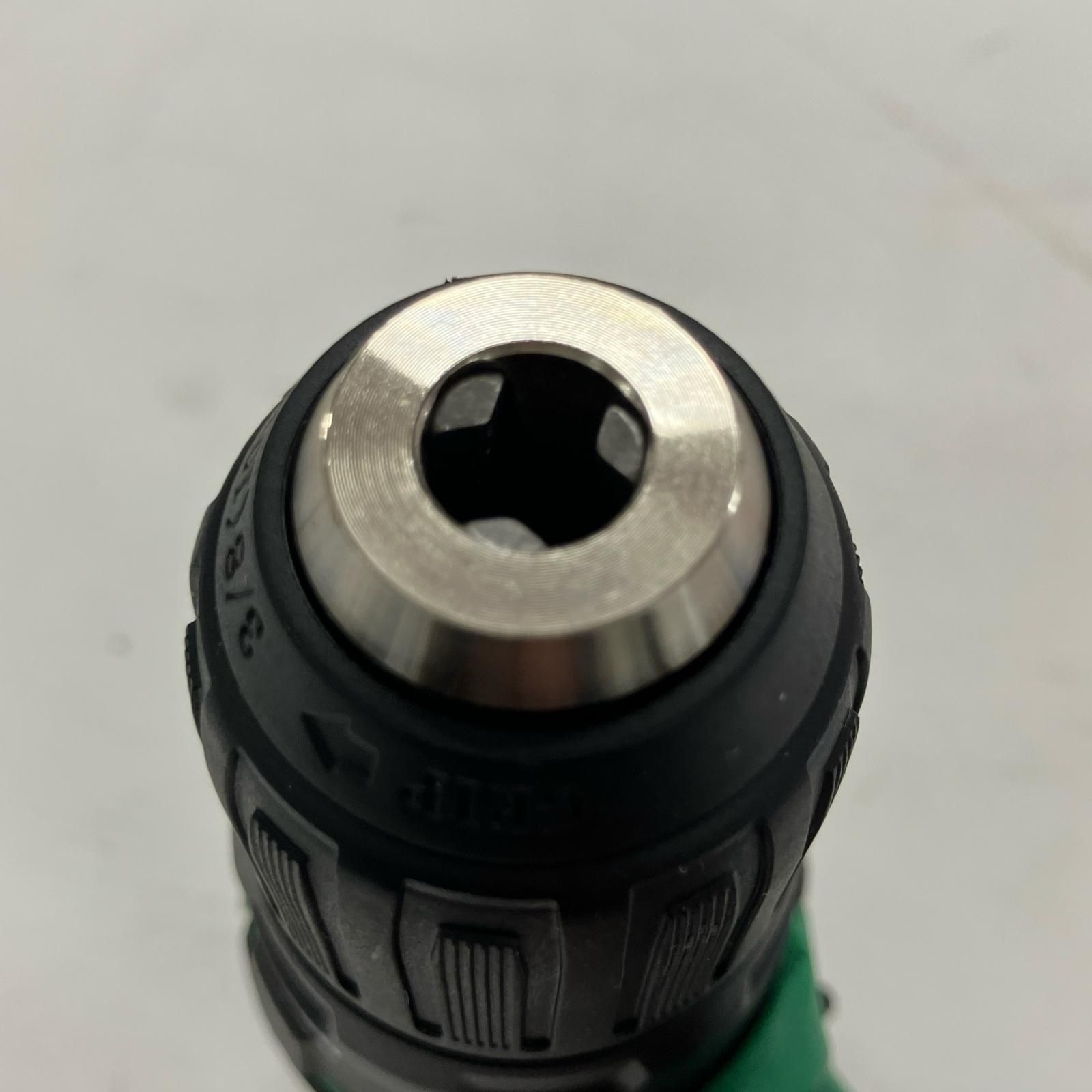 震動ドライバドリル