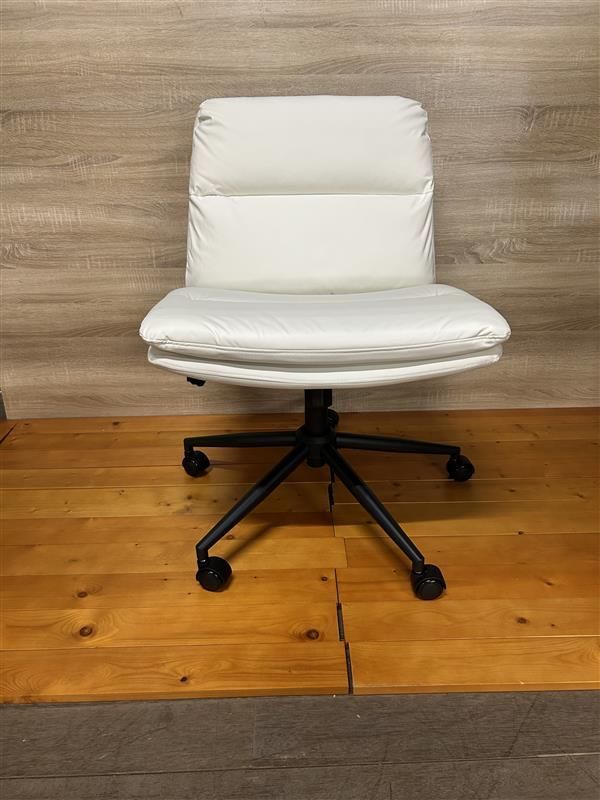 オフィスチェア ソファーみたいな柔らかい座りごこち あぐらチェア ゆったりサイズ 社長椅子