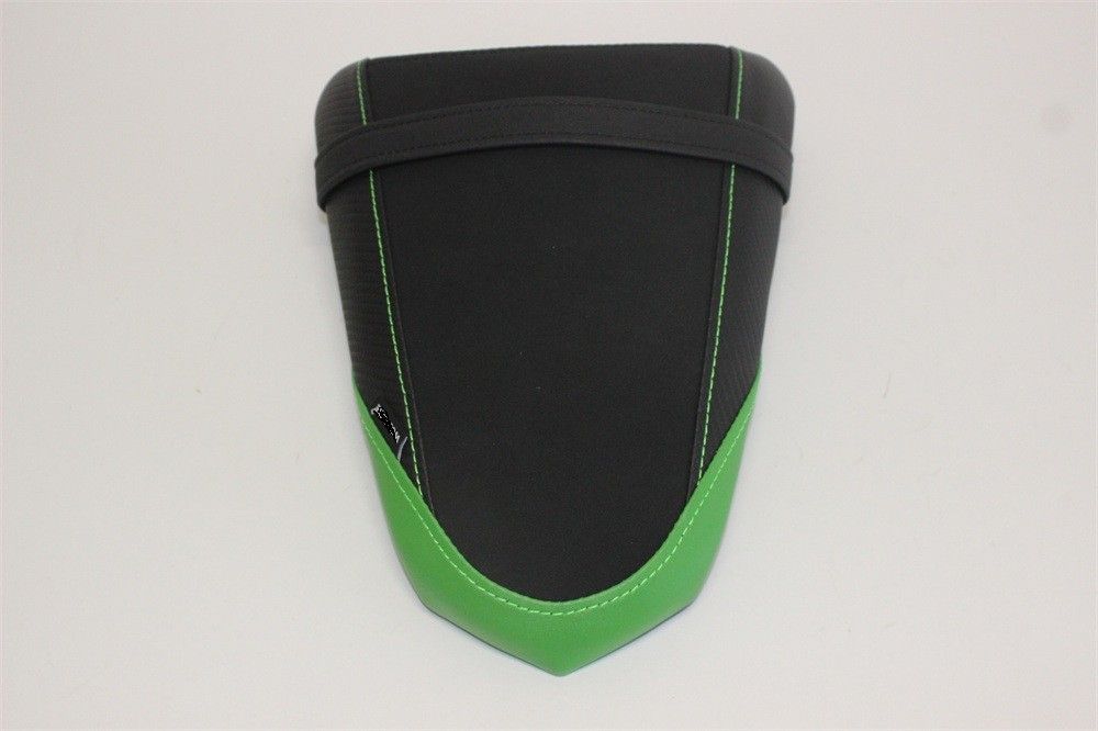 Ninja用 ニンジャ650 Ninja 650 z 2017 2025 カスタム リア シート 本体あり 緑Xカーボン調