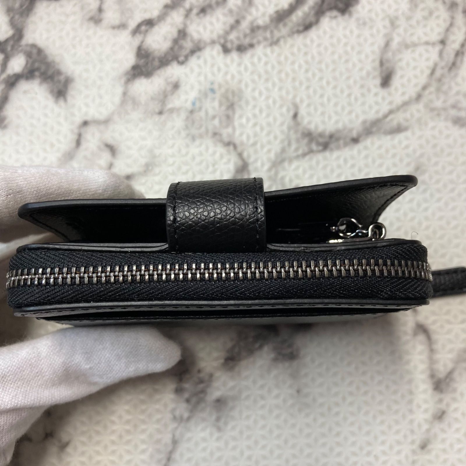 新品　マイケルコース キーケース ブラック 6連 小銭 新品 マイケルコース キーケース ブラック 6連 小銭