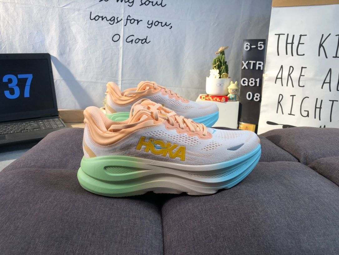 ホカ オネオネ ボンダイ 9 HOKA ONE Bondi ランニングシューズ ジョギングシューズ スニーカ スポーツ ネオンブルー 男女兼用 JP 23 5 cm