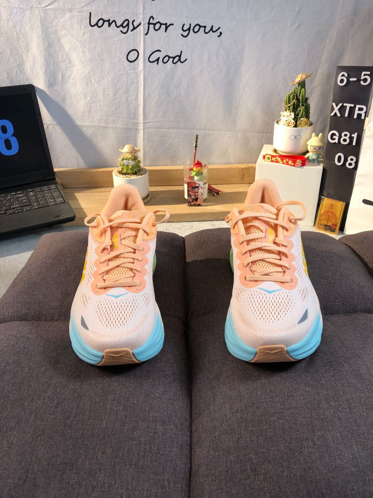 ホカ オネオネ ボンダイ 9 HOKA ONE Bondi ランニングシューズ ジョギングシューズ スニーカ スポーツ ネオンブルー 男女兼用 JP 23.5 cm