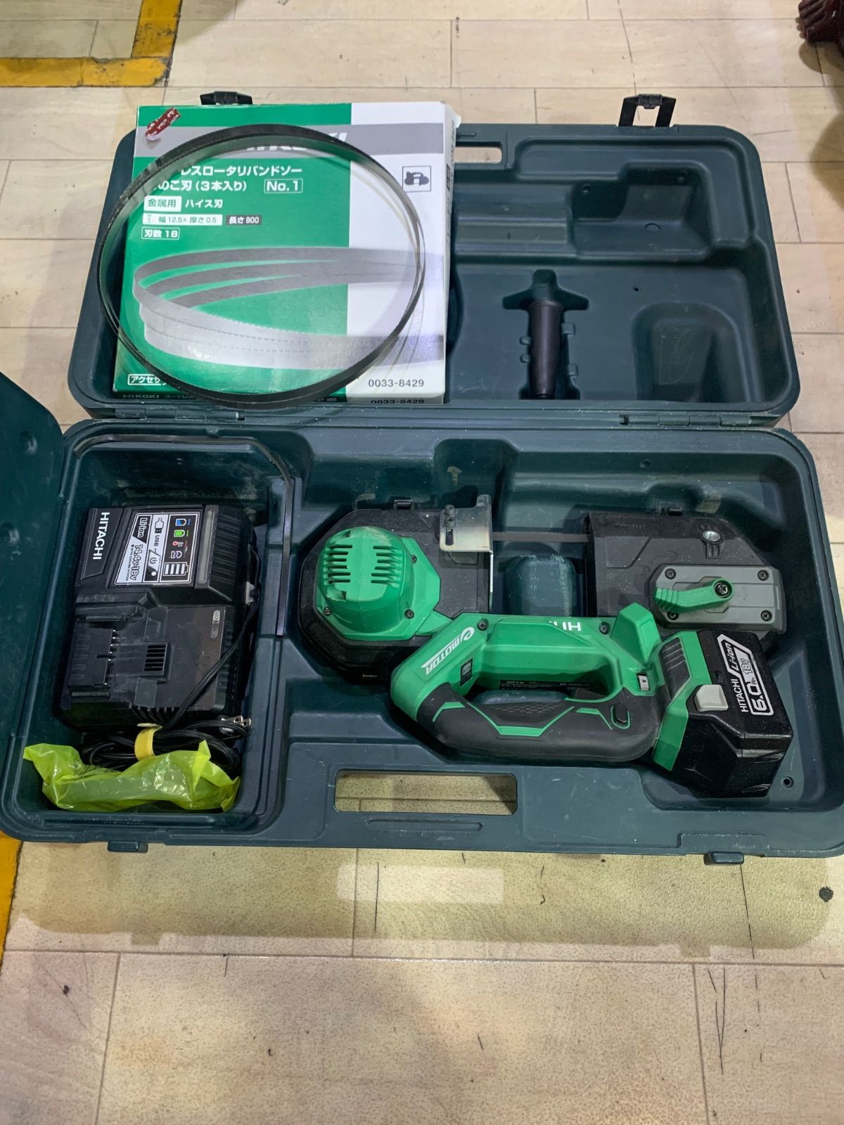 日立 コードレスバンドソー CB 18 DBL