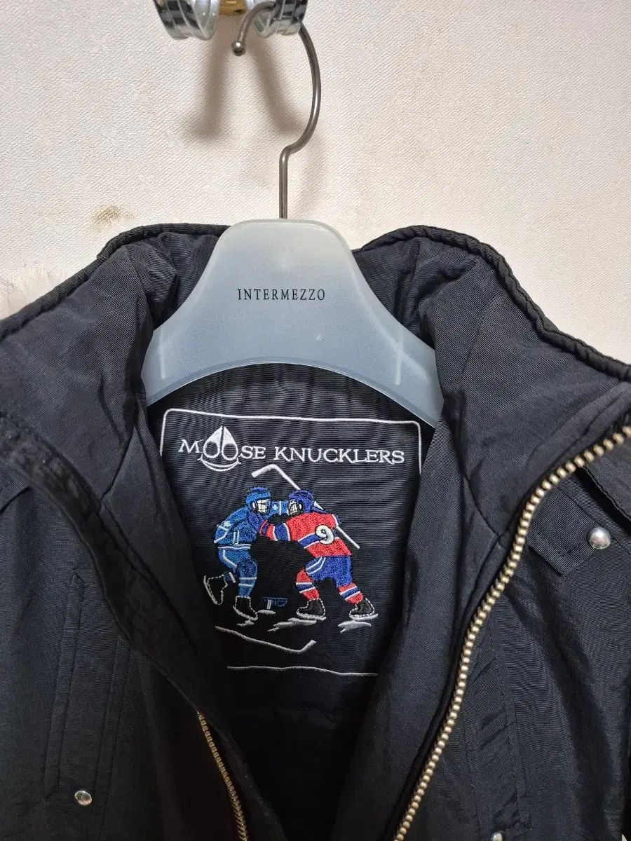 キッズ ダウンブルゾン