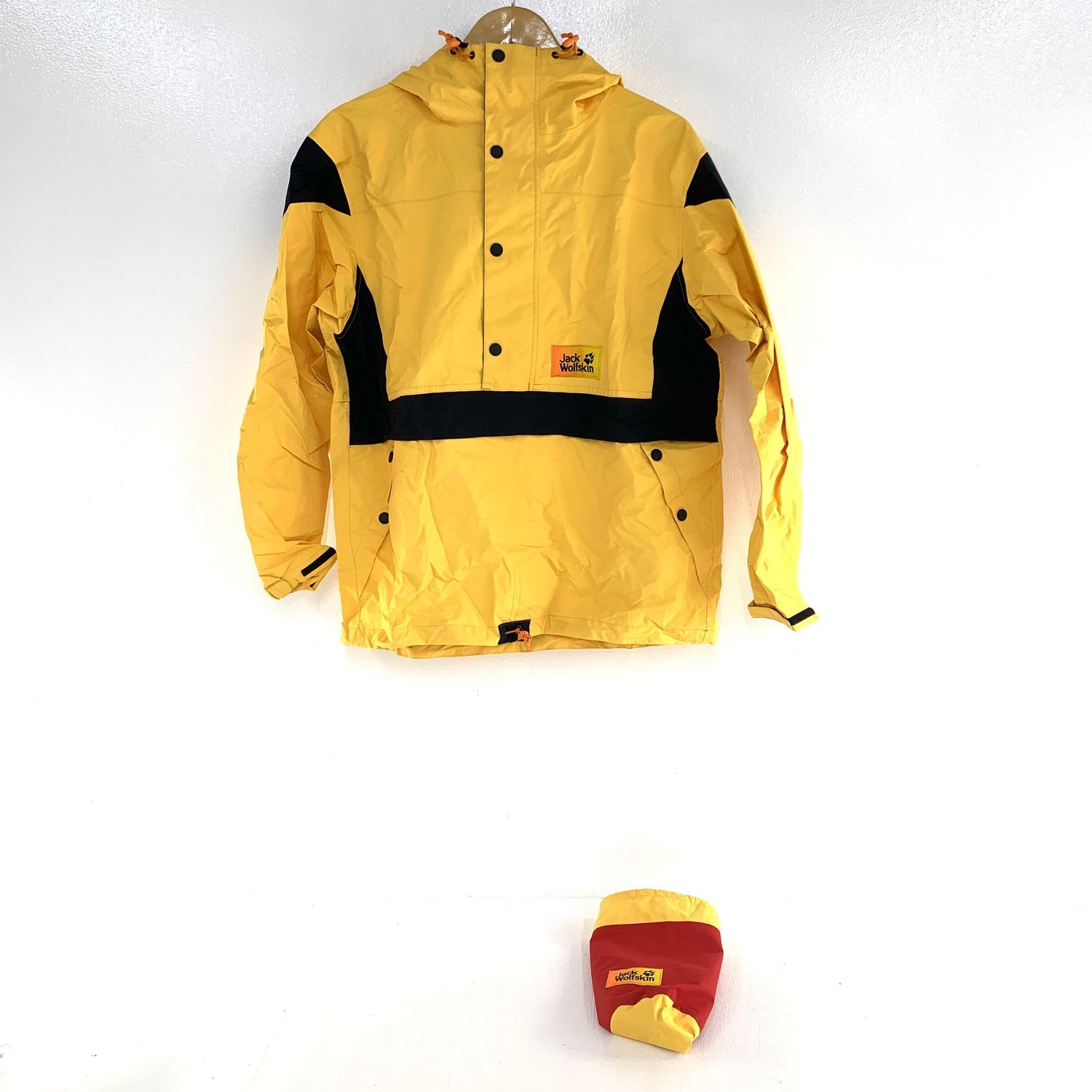 ☆加古川物流】中古 JACK WOLFSKIN ジャックウルフスキン マウンテン