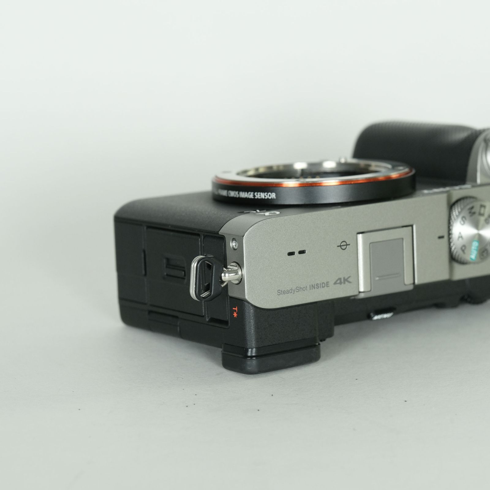美品 | シャッター数1,700回] SONY α7C（ILCE-7C） [ボディ シルバー