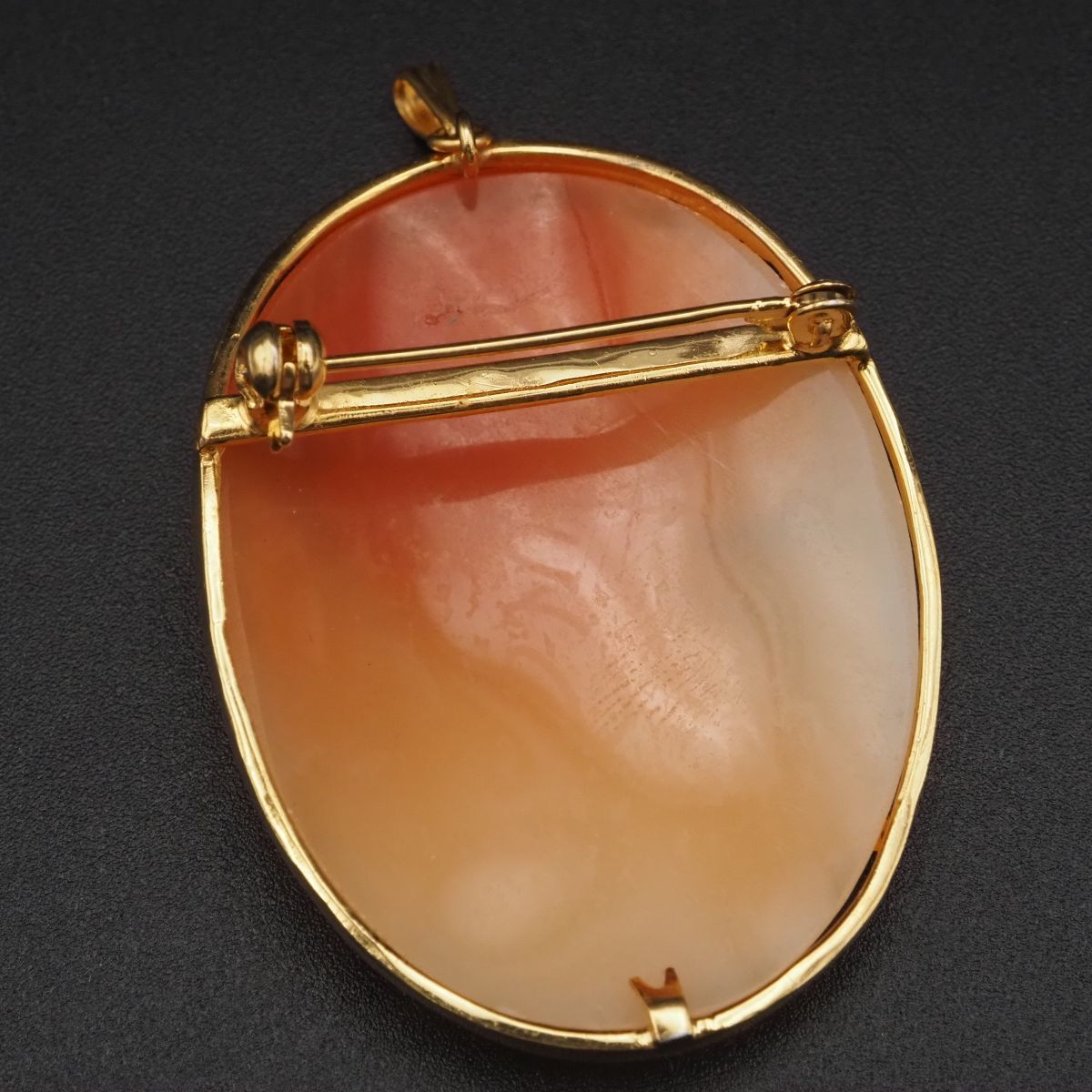 J507 シェルカメオ 作家サイン有 ブローチ 女性横顔 ゴールド デザイン