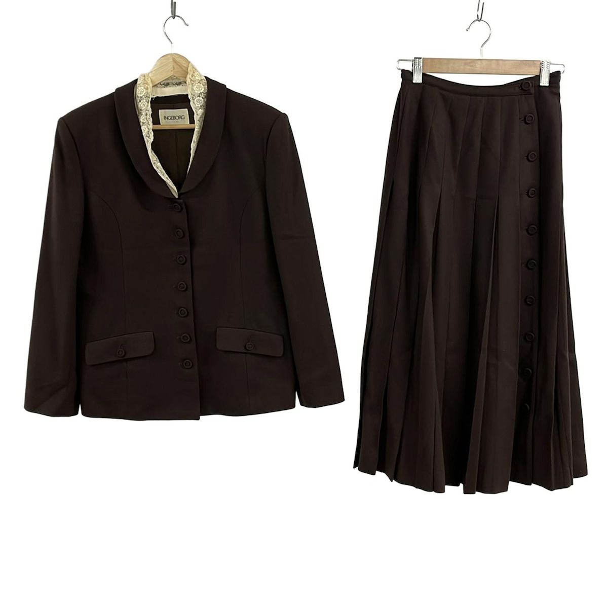 INGEBORG(インゲボルグ) スカートスーツ レディース - ダークブラウン