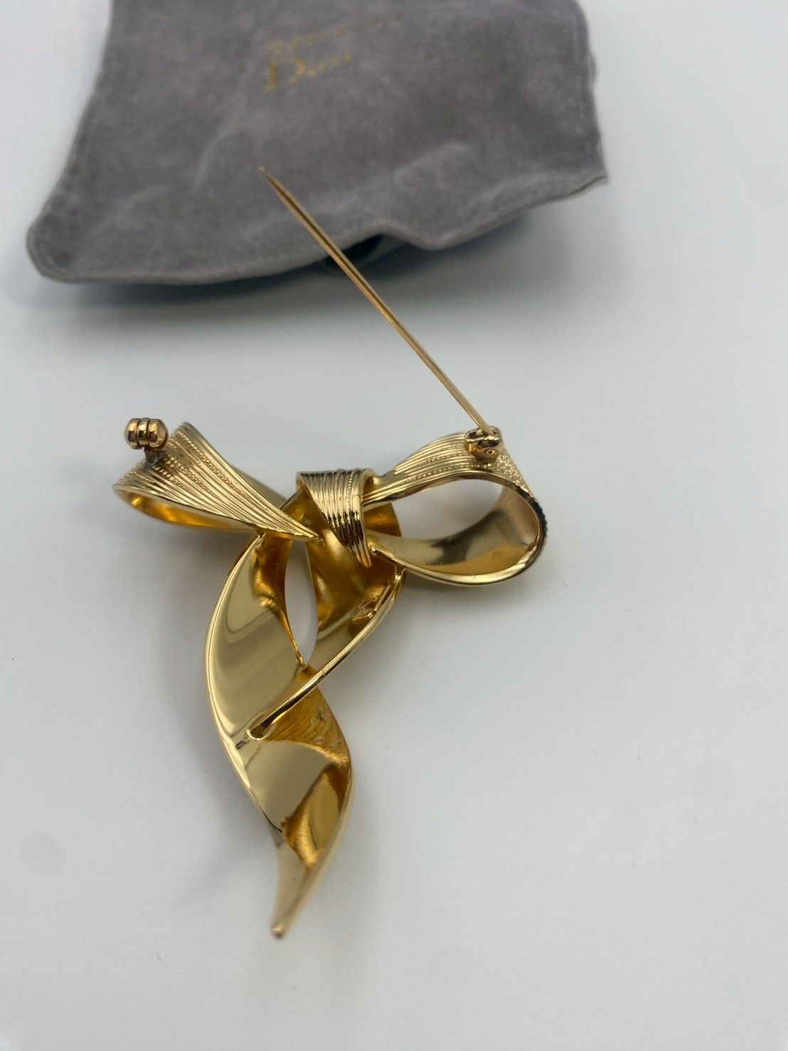 Christian Dior クリスチャンディオール リボン デザイン ピンブローチ