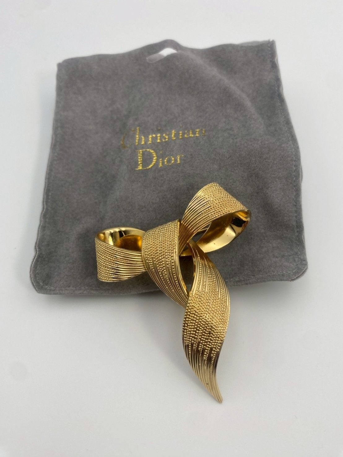 Christian Dior クリスチャンディオール リボン デザイン ピンブローチ