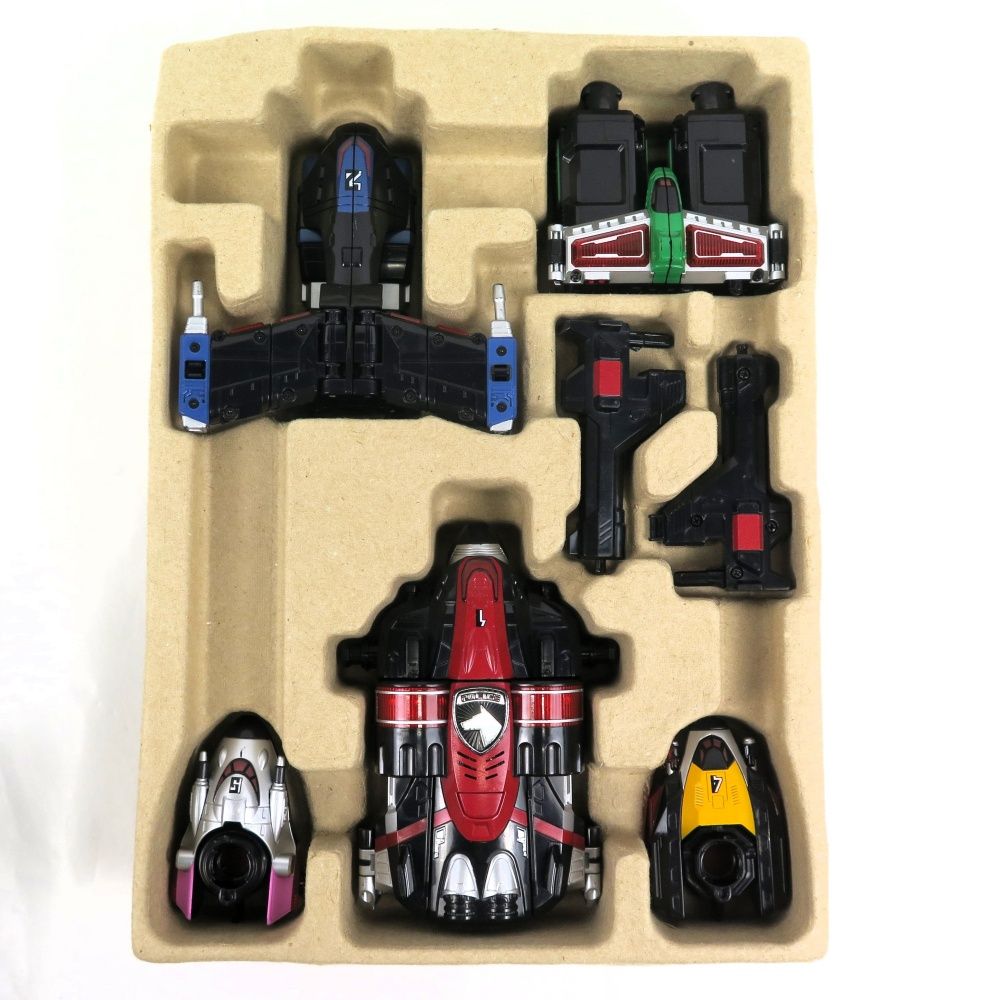 特捜戦隊デカレンジャー　デカウィング　おもちゃ 特捜合体 DXデカウイングロボ 特捜戦隊デカレンジャー バンダイ