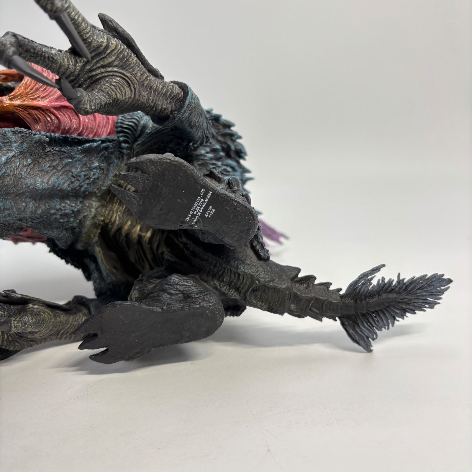 デフォリアル オルガ フィギュア 少年リック限定版 ゴジラ 2000