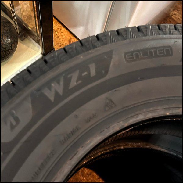  TS ブリヂストン ブリザック スタッドレスタイヤ WZ 1 195 65 R 15 4本セット ノア ヴォクシー セレナなど 全国一律 15インチ スタッドレス