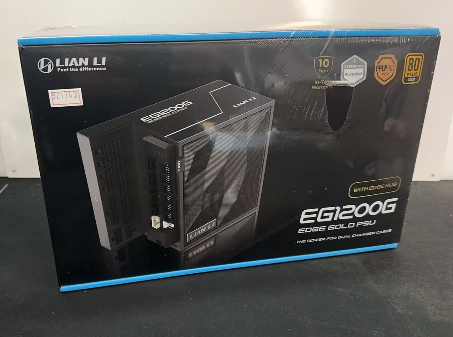 LIANLI ATX LL EDGE GOLD 1200 W HUB BK 921743