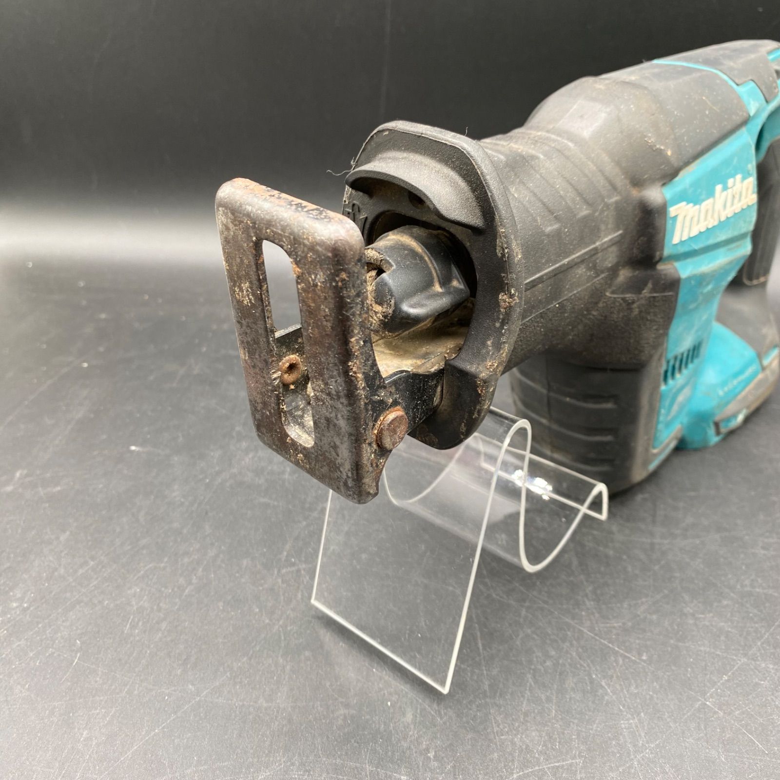 A 055 makita マキタ 充電式レシプロソー 18 V モデルJR 188 D 本体のみ
