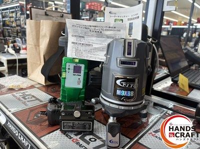 テクノ M 9 XBB 墨出し器 受光器 LC-FSG バッテリー LBT-3400 IN ×2 付 ハンズクラフ