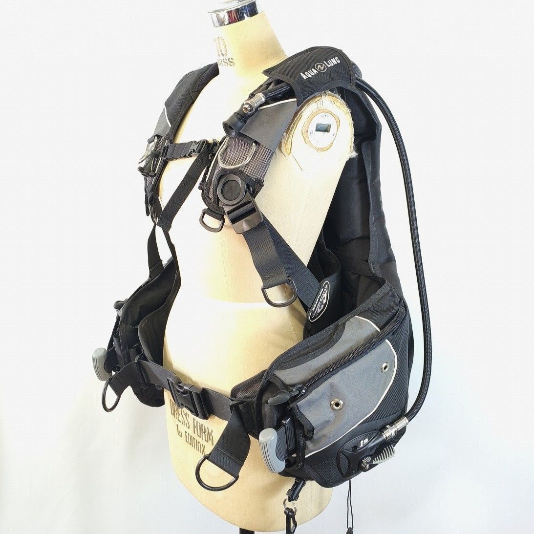 OH済 アクアラング AXIOM BCジャケット MDサイズ BC-