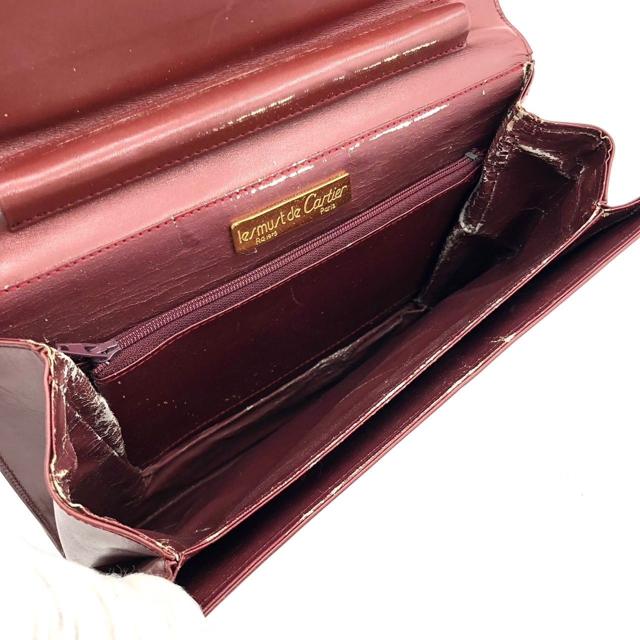 タイトル カルティエ クラッチバッグ マストライン ボルドー レザー