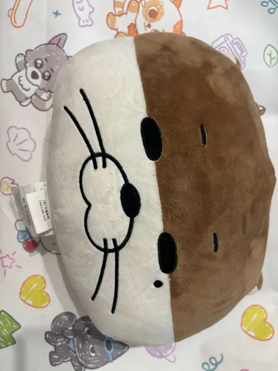 ボイネク BOYNEXTDOOR クッション リウ(RIWOO) ダーリン - メルカリ